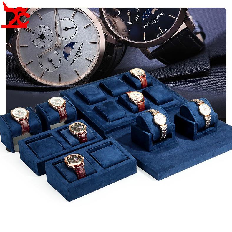 Luxury Watch Store - Blauwe stoffen horloge-displaytray Luxe polshorloge etalage