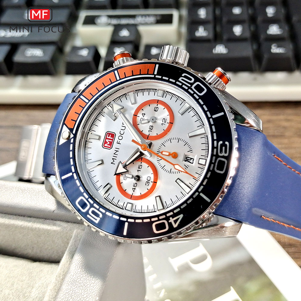 Mini Focus Chronograaf Quartz  - Luxury Watch Omega recensie en prijs